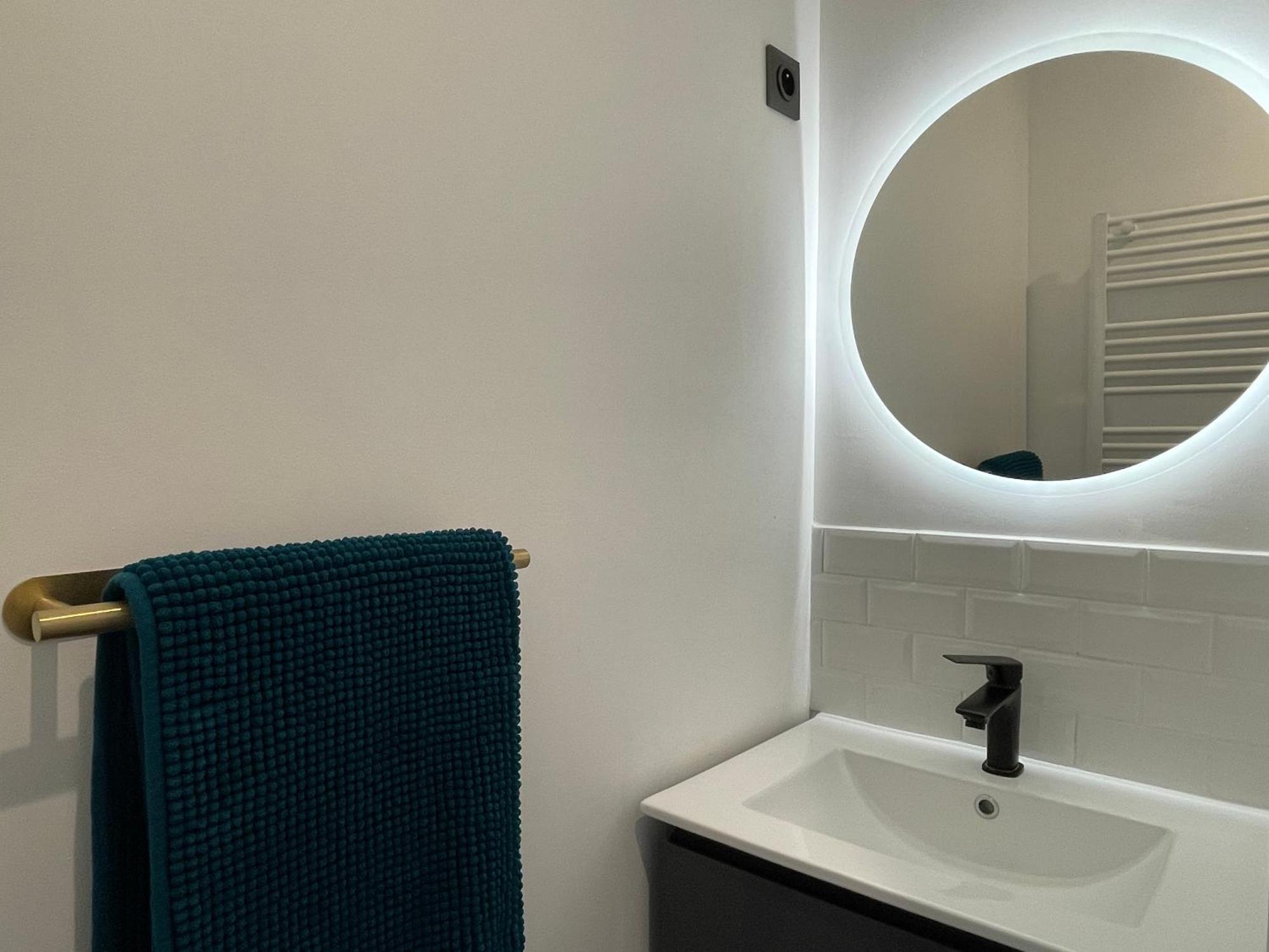 Les 3 Suites - 6 Personnes - 3 Chambres Avec Sdb Privatives Ленс Екстериор снимка