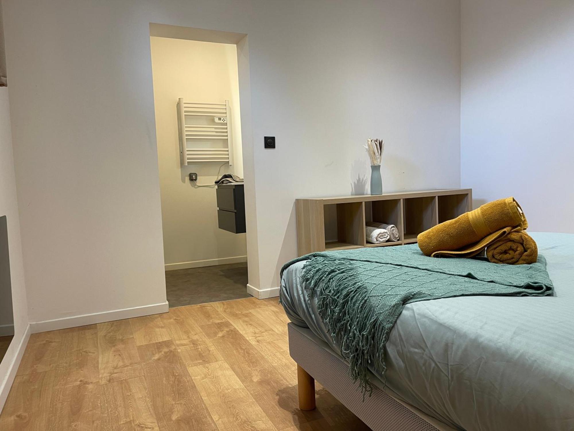 Les 3 Suites - 6 Personnes - 3 Chambres Avec Sdb Privatives Ленс Екстериор снимка